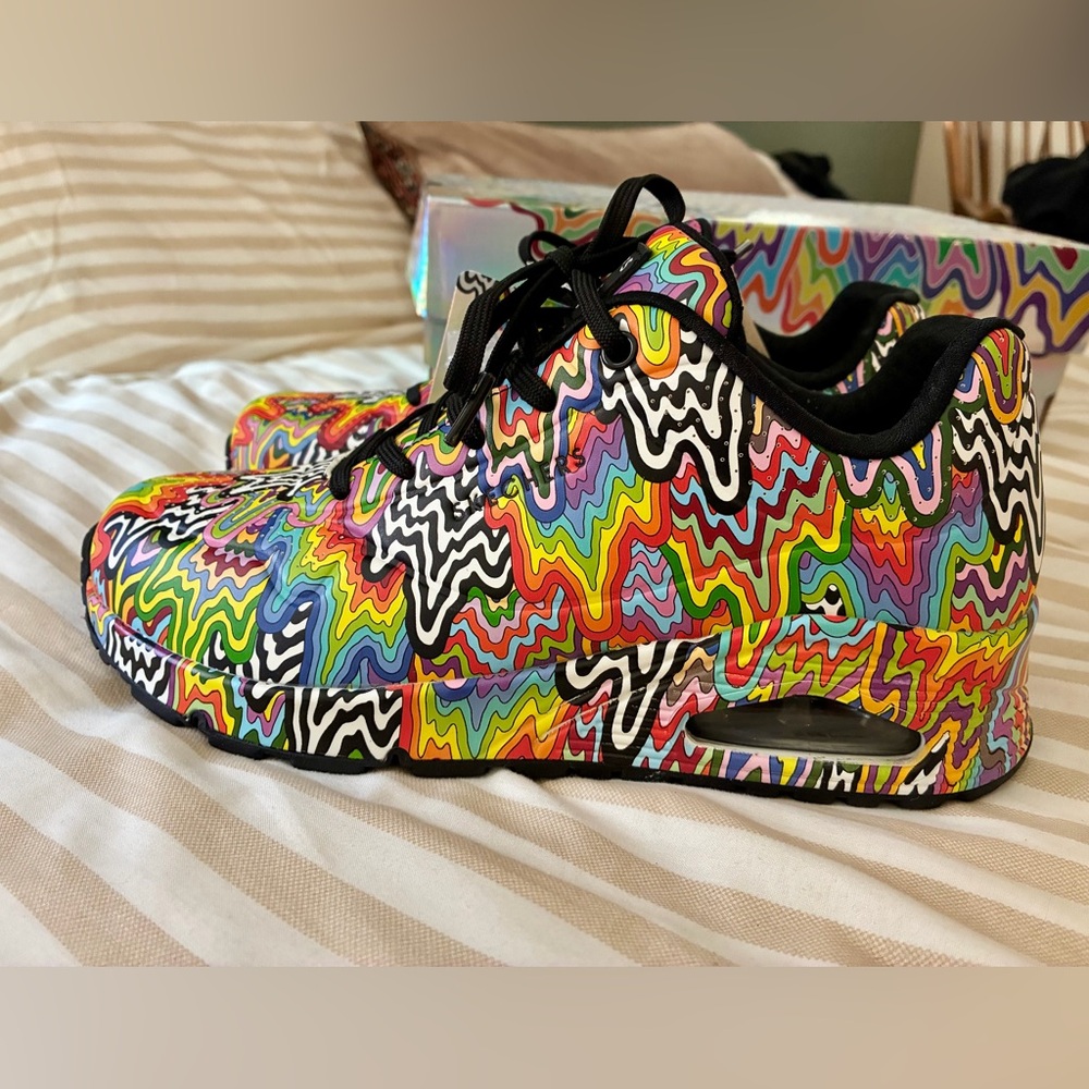 Jen Stark Skechers Uno Infinite Drip Shoes - Picture 4 of 9